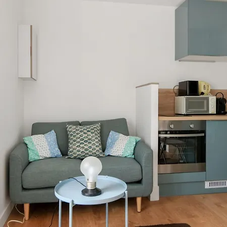 Charming Architect Studio At The Heart Of Nearby Solferino - Welkeys
